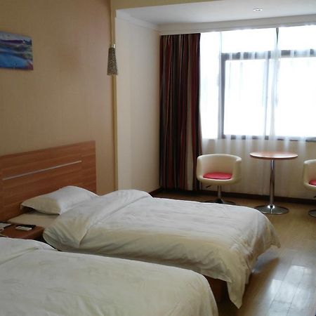 Thank Inn Chain Hotel Henan Xinyang Train Station Gongqu Road Exterior foto